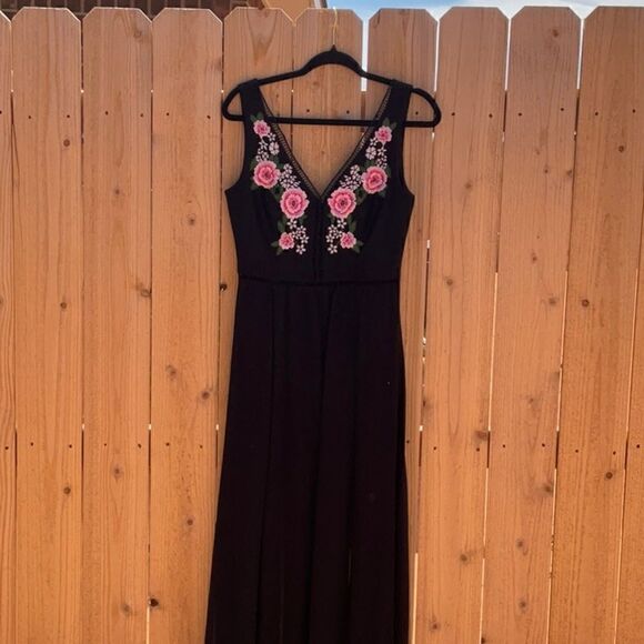 Take 50% OFF- Premier Armor Women's Dress, Size-6 - Picture 3 of 15